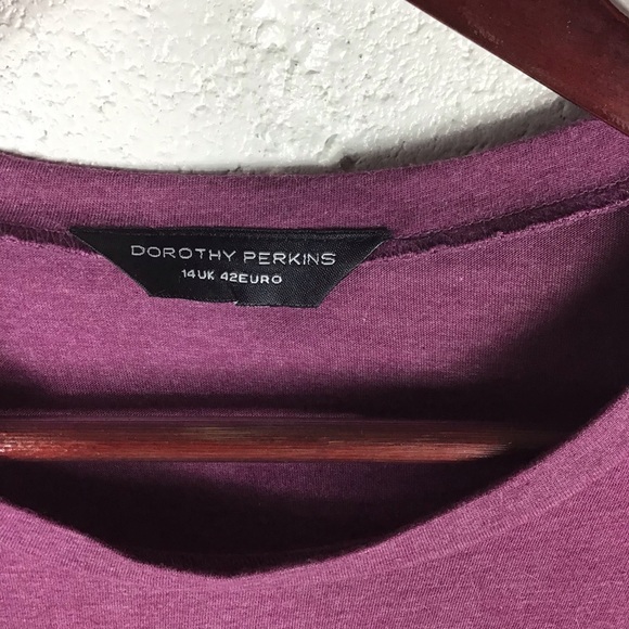 Dorthy Perkins Large Graphic T - Picture 2 of 4